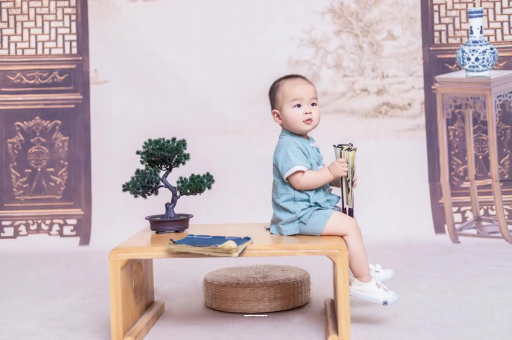 宜昌宝宝多久不用拍嗝